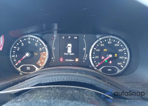 2020 Jeep Renegade Altitude Fwd z USA, uszkodzony, nr VIN ZACNJABB6LPL27778